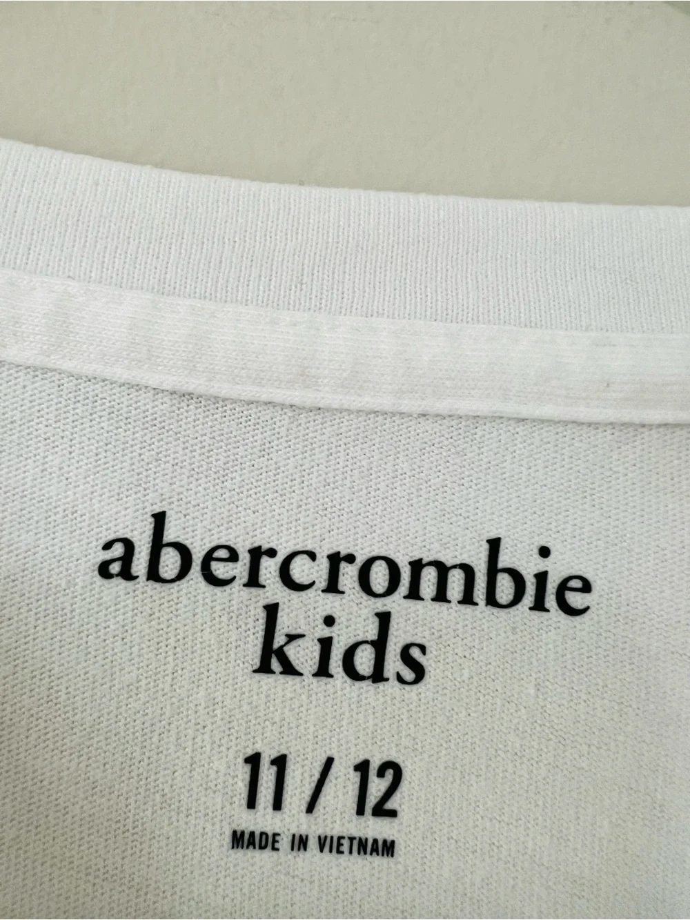 abercrombie kids White Long Sleeve Logo Tee - Size 11/12